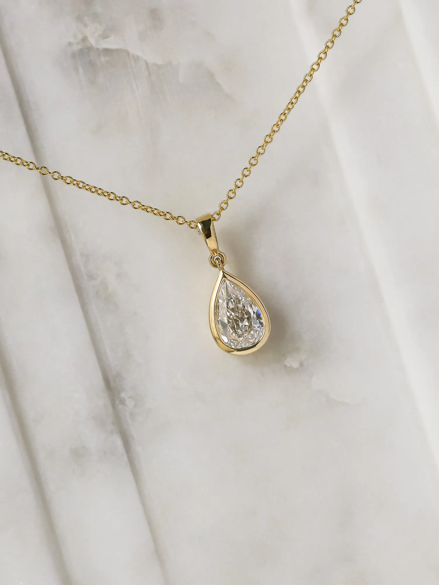 1.01ct Pear Diamond 18k Gold Necklace (GIA)