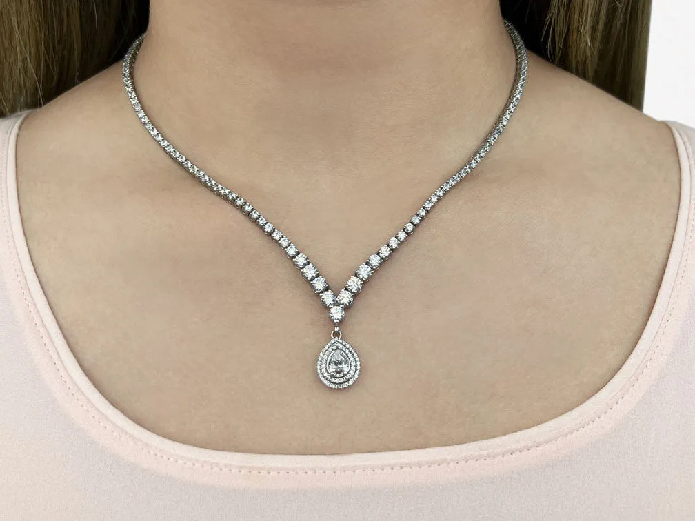 4 Prong Graduated V Diamond Necklace with 9.08 ct.(finished)