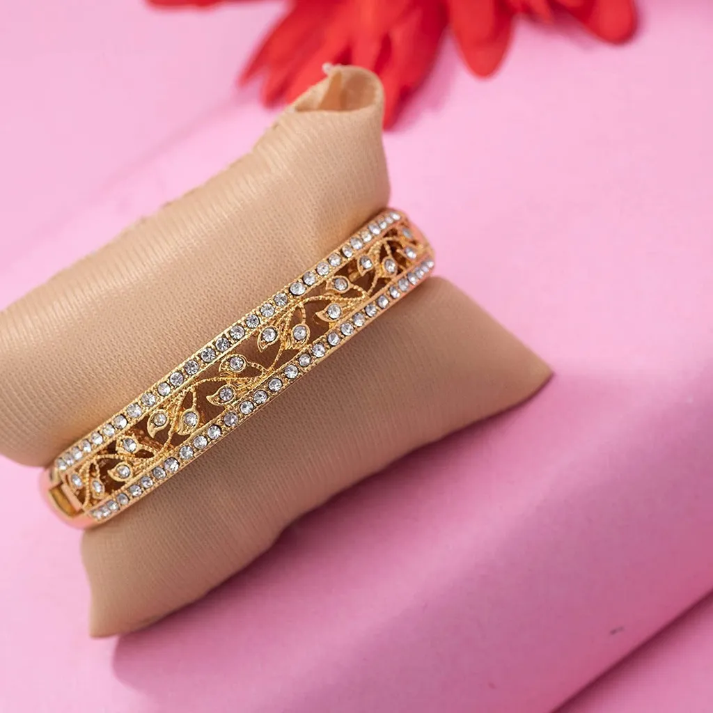 Estele Gold Plated Leaf Garland Cuff Bracelet for women