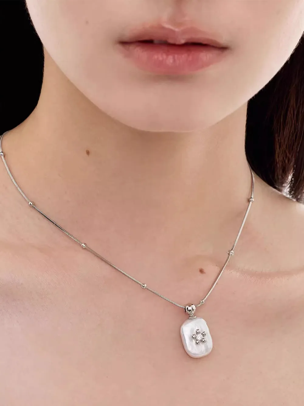 MUKTANK x SUN HUNTER Rectangular Freshwater Pearl Necklace