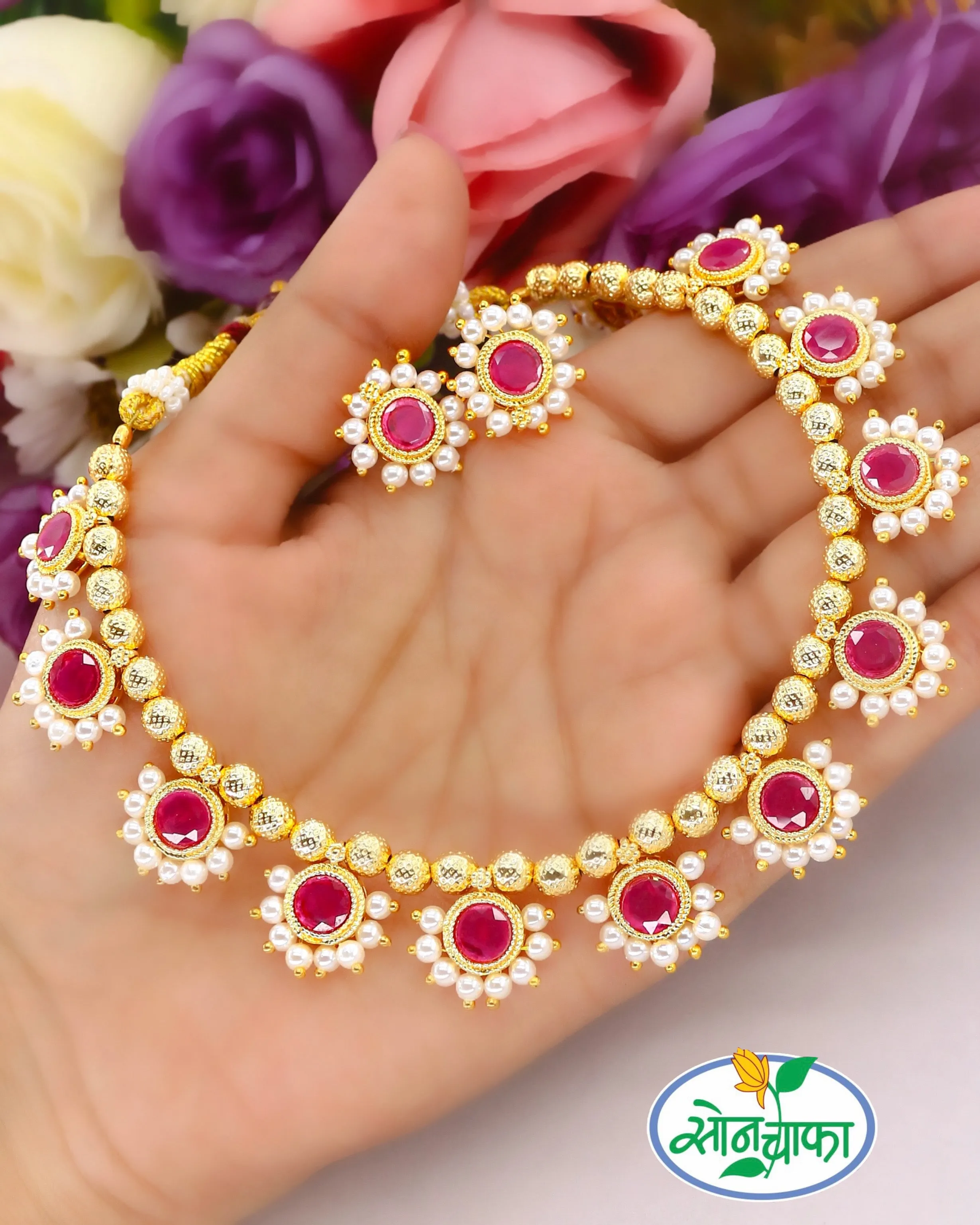 OPULENT FLORAL PEARL NECKLACE