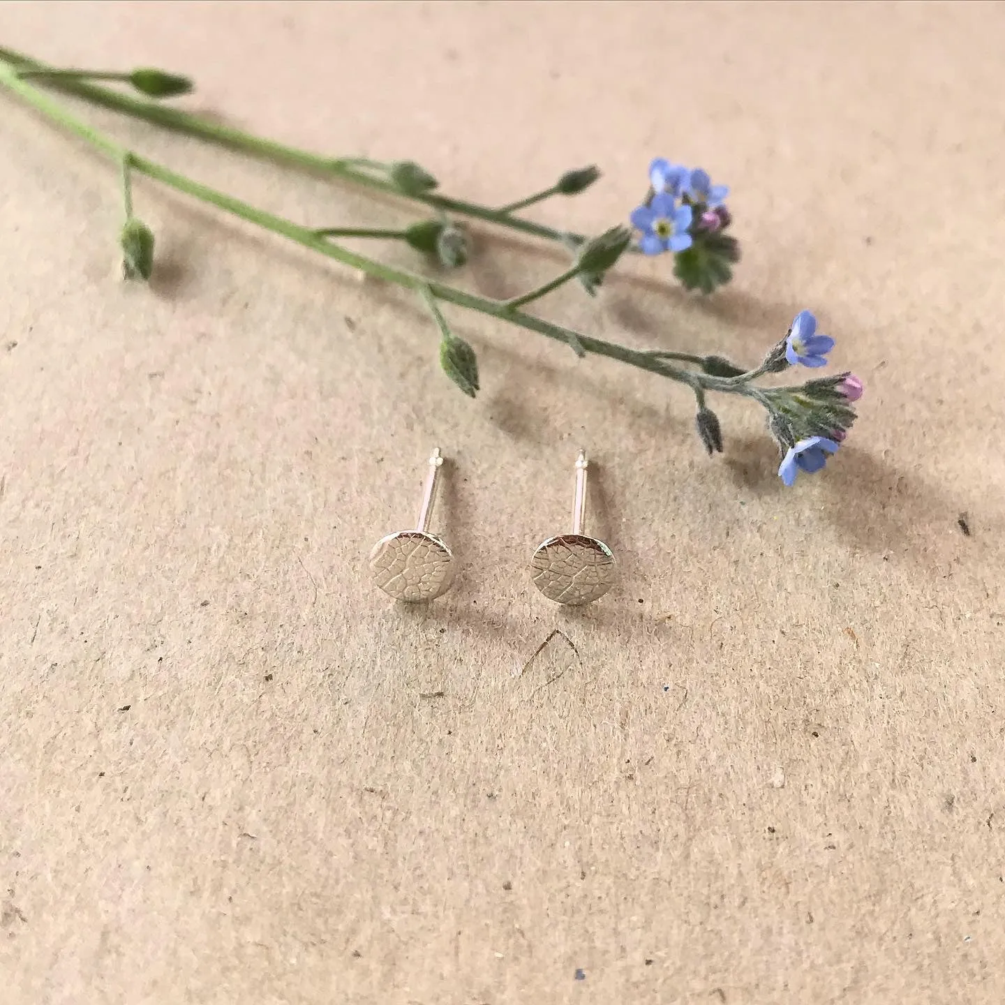 Silver leaf studs