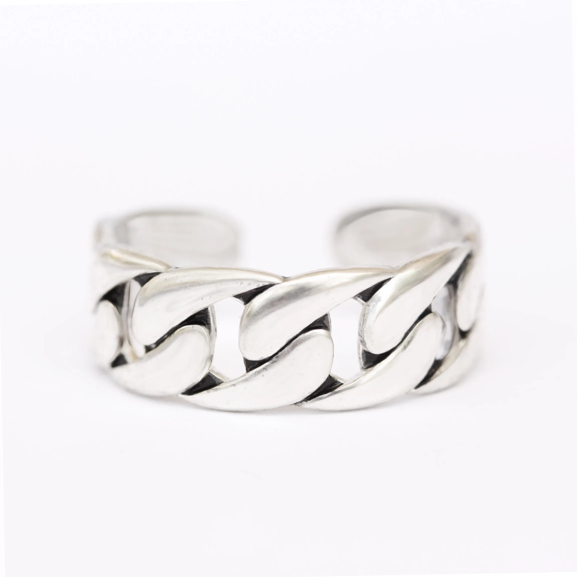 Simulated Chain Cuff Ring