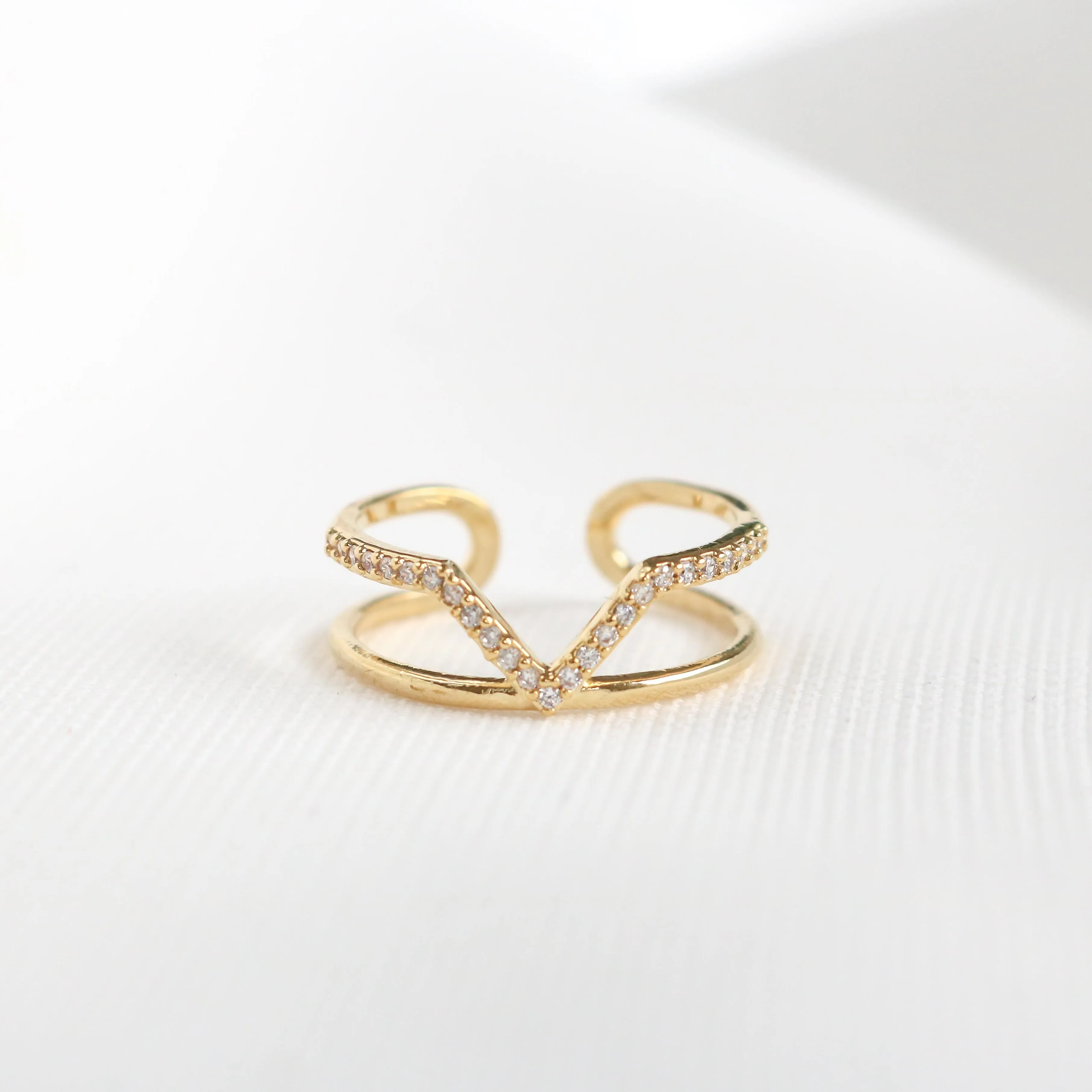 Willow Line Ring