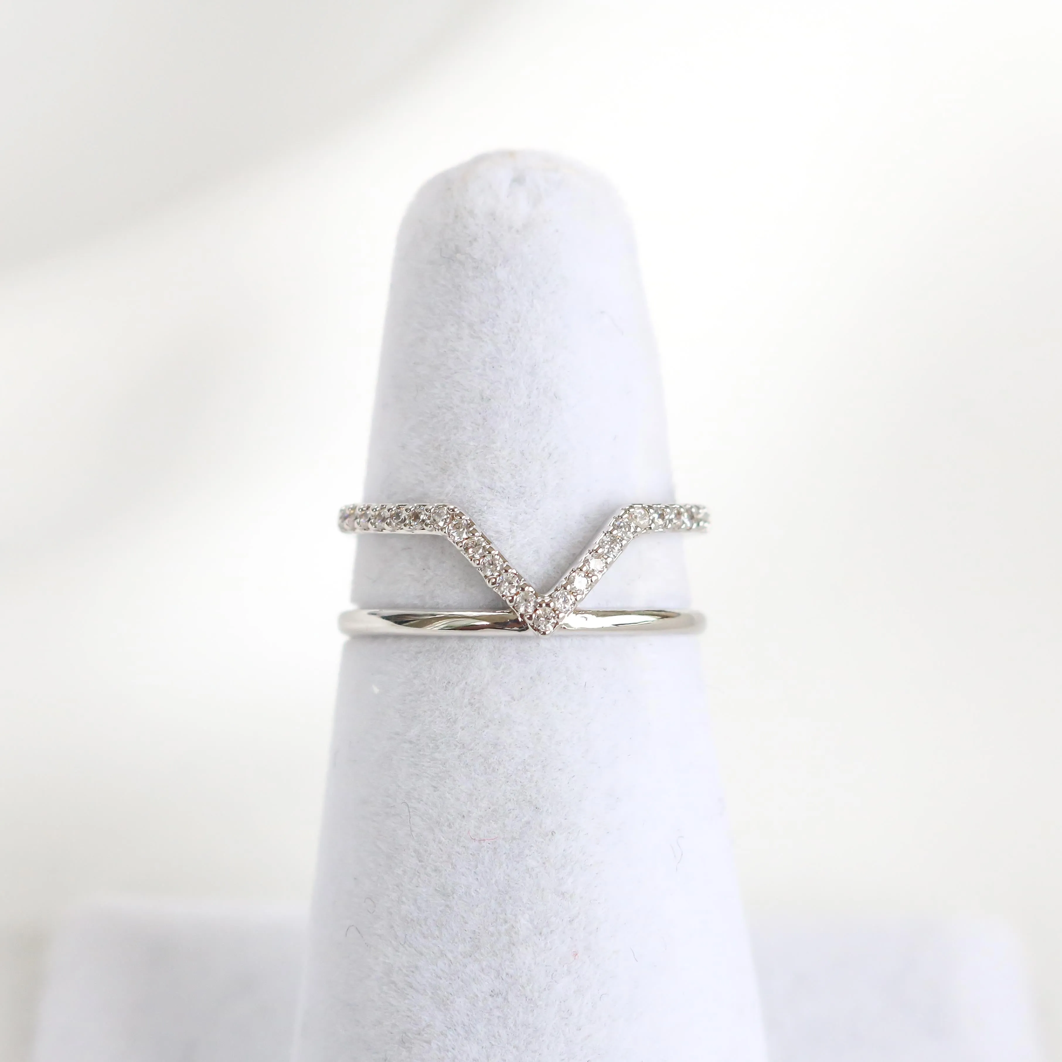 Willow Line Ring